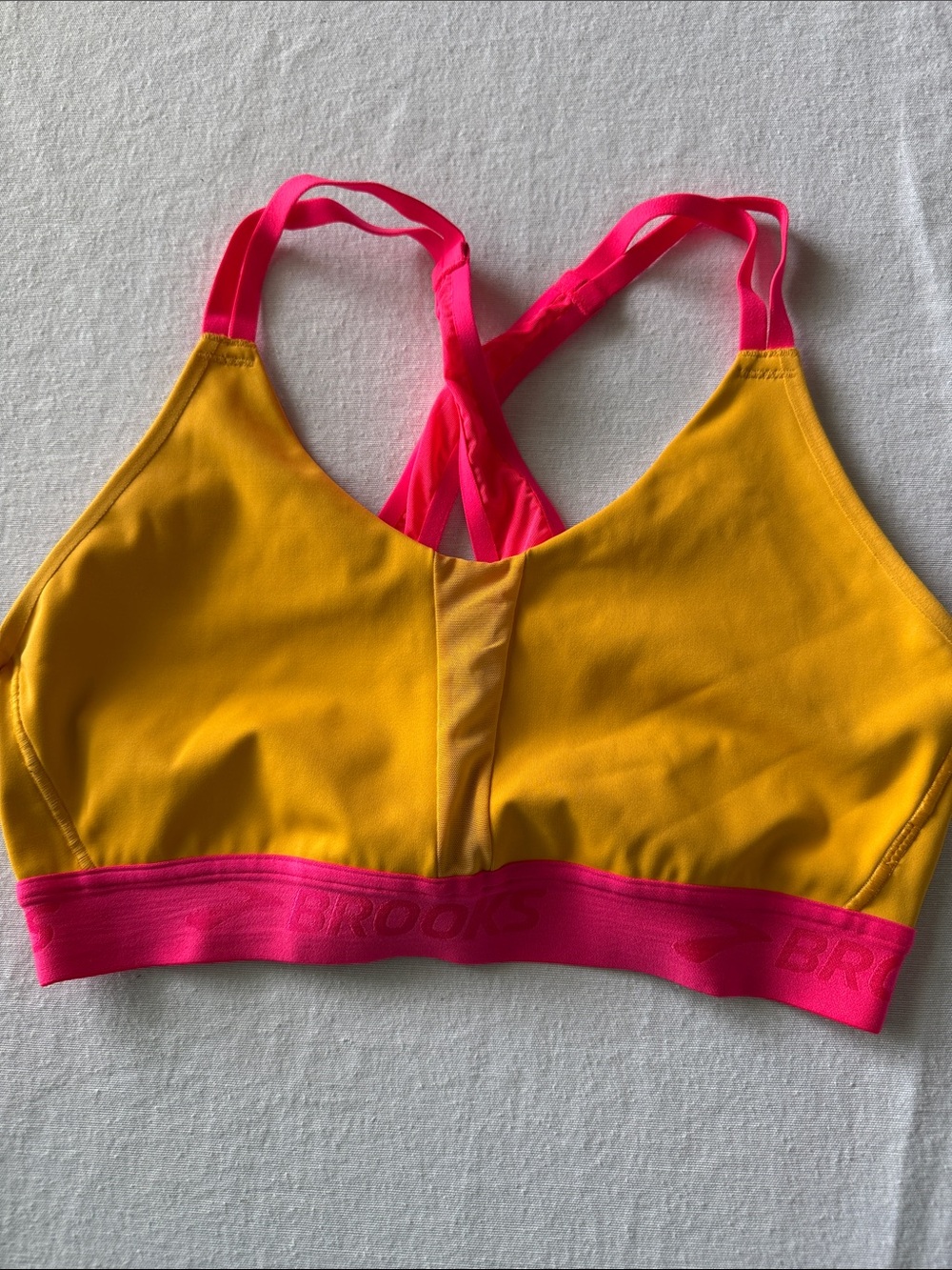 Brooks Size L Orange & Pink Plunge 2.0 Sports Bra with Hot Pink Straps